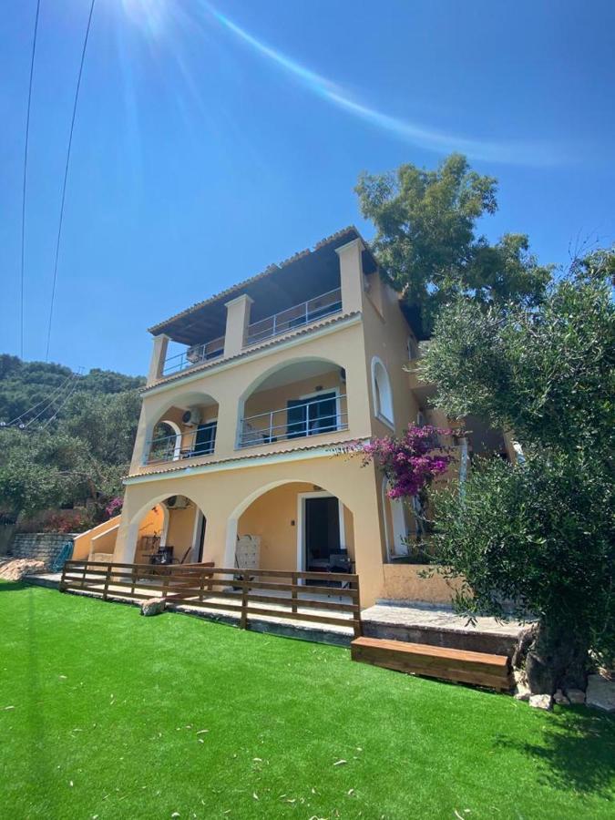Silent Bay Apartments Katavolos ภายนอก รูปภาพ