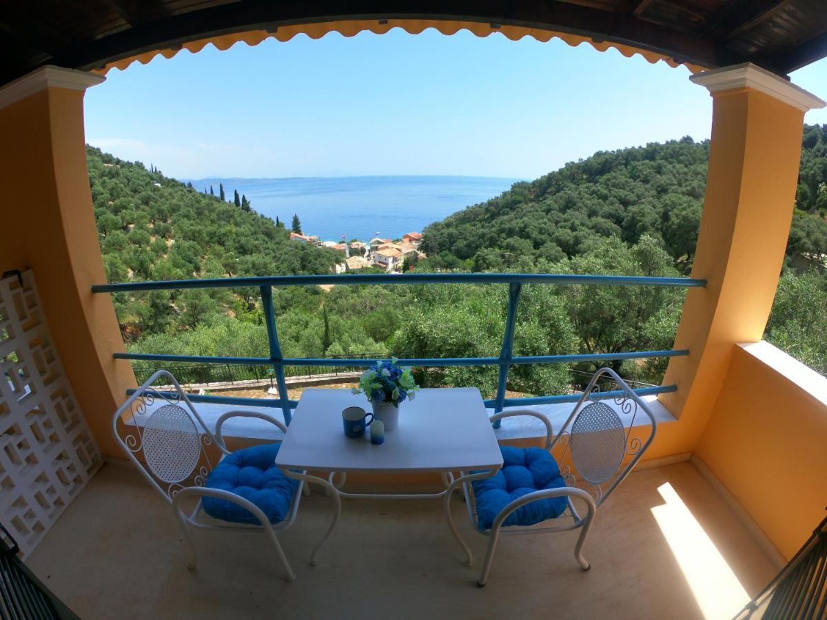 Silent Bay Apartments Katavolos ภายนอก รูปภาพ