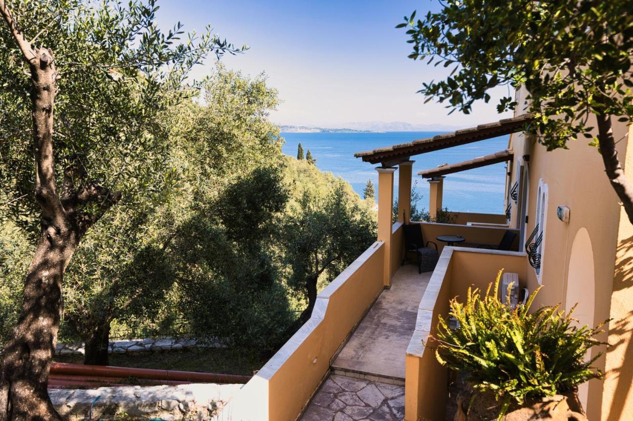 Silent Bay Apartments Katavolos ภายนอก รูปภาพ