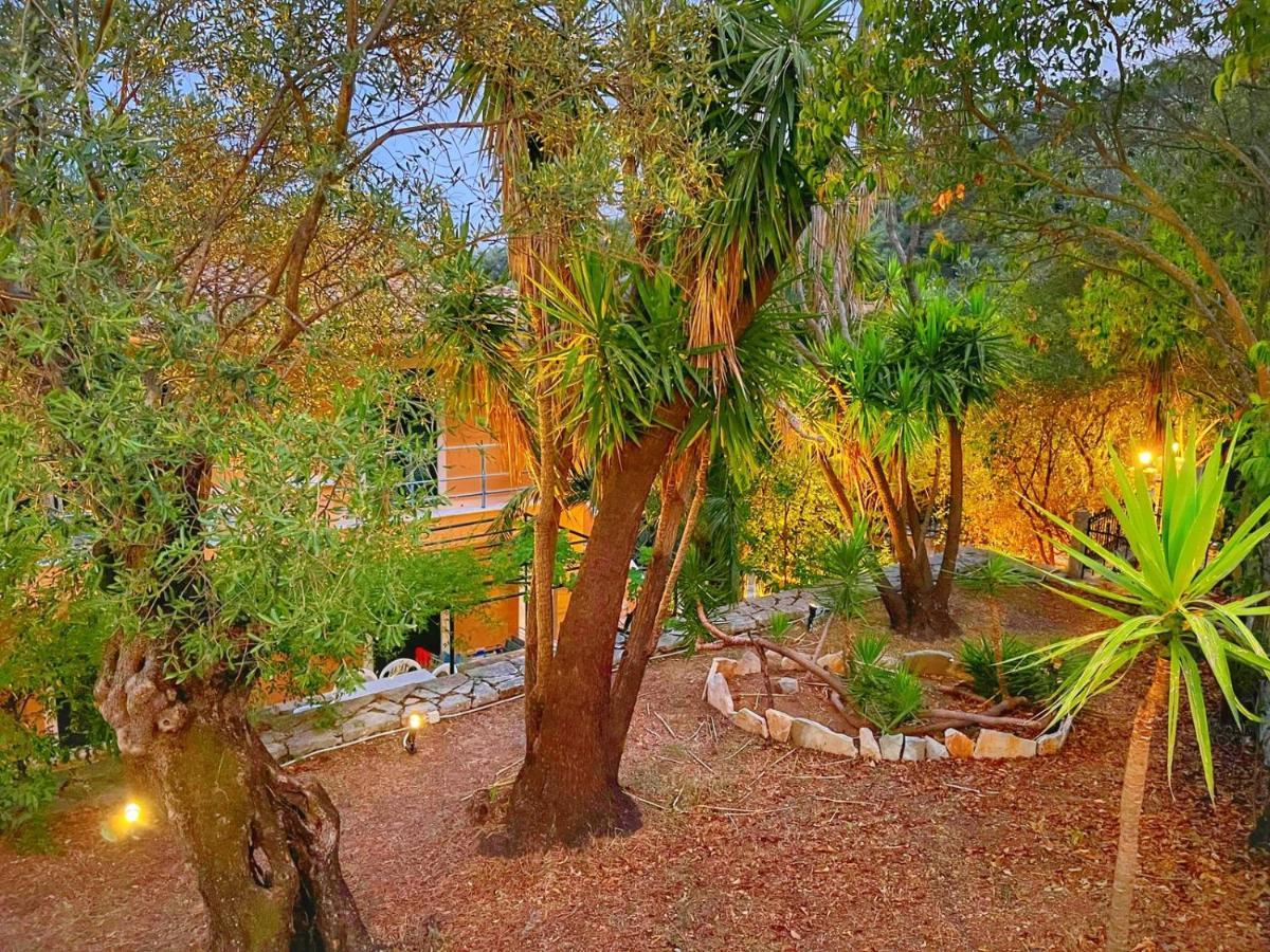 Silent Bay Apartments Katavolos ภายนอก รูปภาพ