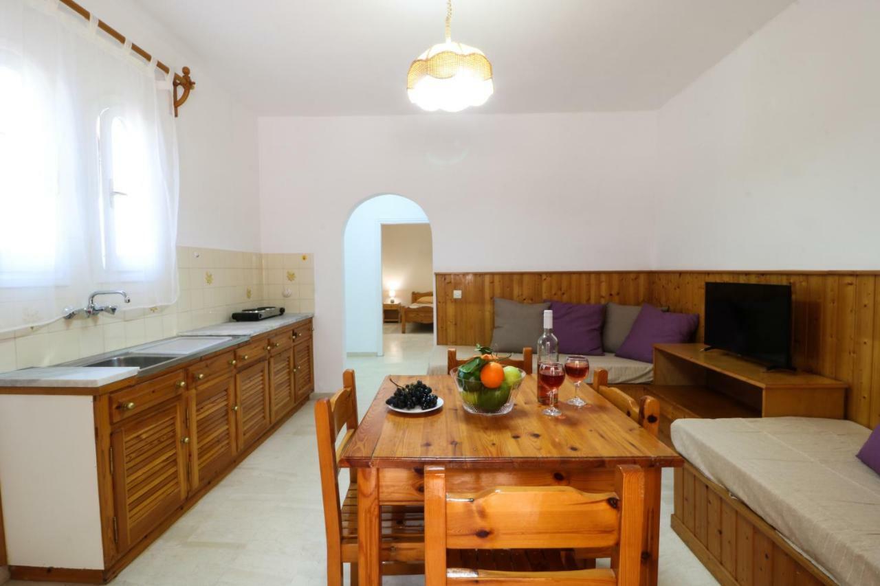 Silent Bay Apartments Katavolos ภายนอก รูปภาพ