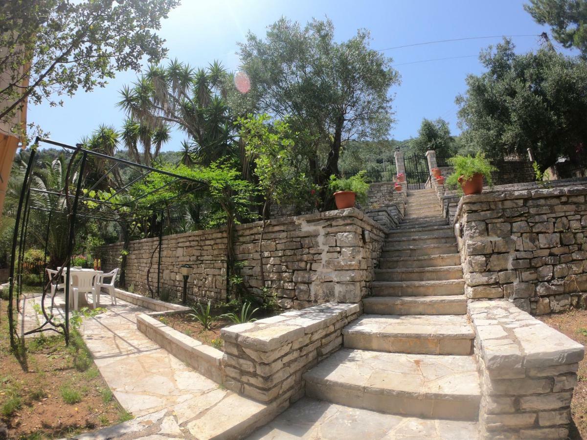 Silent Bay Apartments Katavolos ภายนอก รูปภาพ